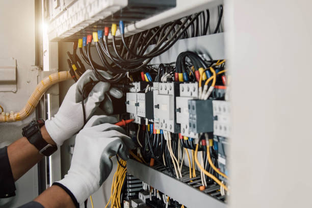 Professional Electrician in Coraopolis, PA